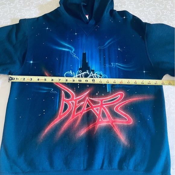 Chicago Bears Graffiti Hooded Pullover Sweatshirt - Picture 12 of 16